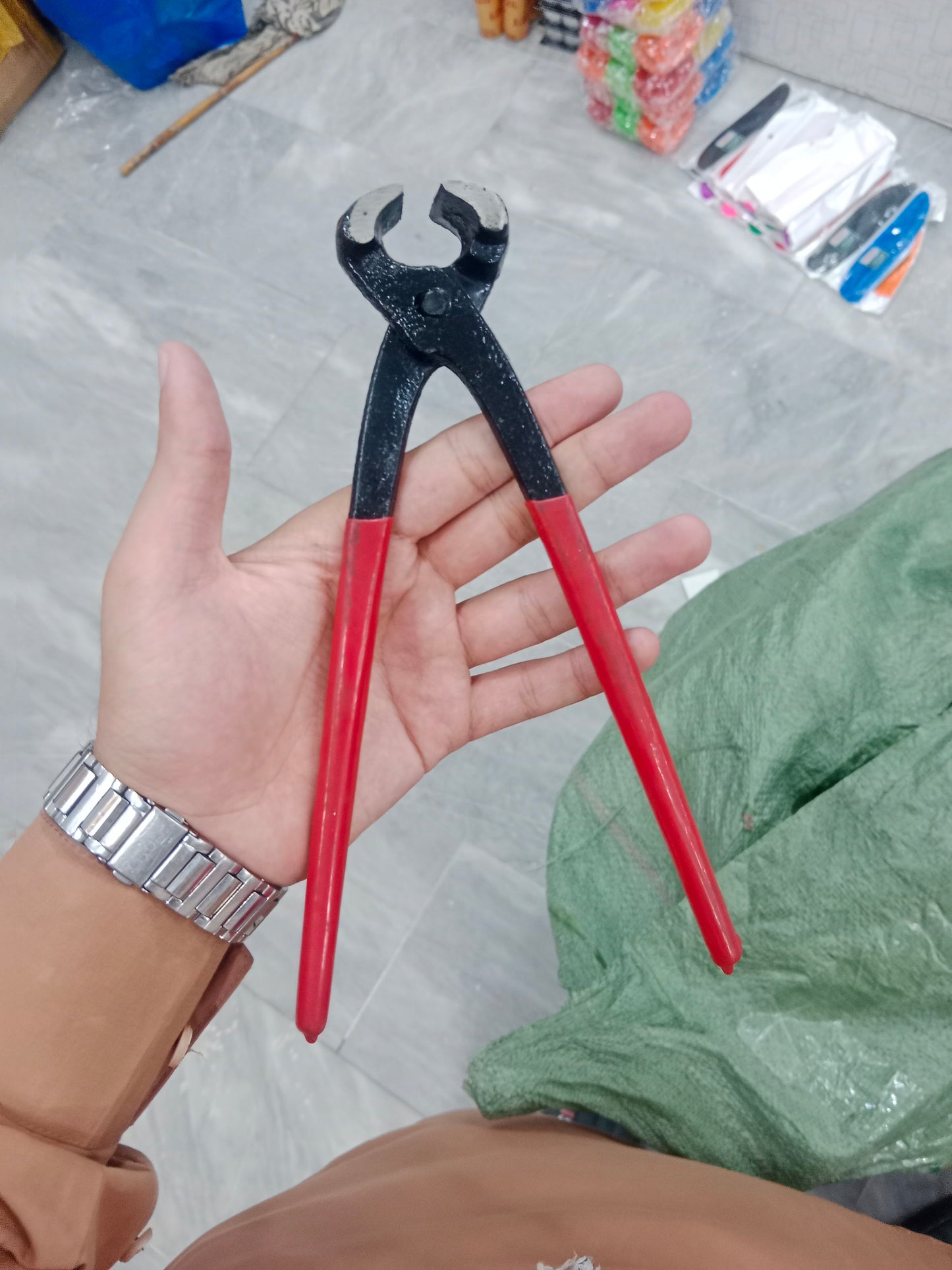 Heavy Duty End Cutting Pincers – High Carbon Steel Nail Puller & Cutting Tool